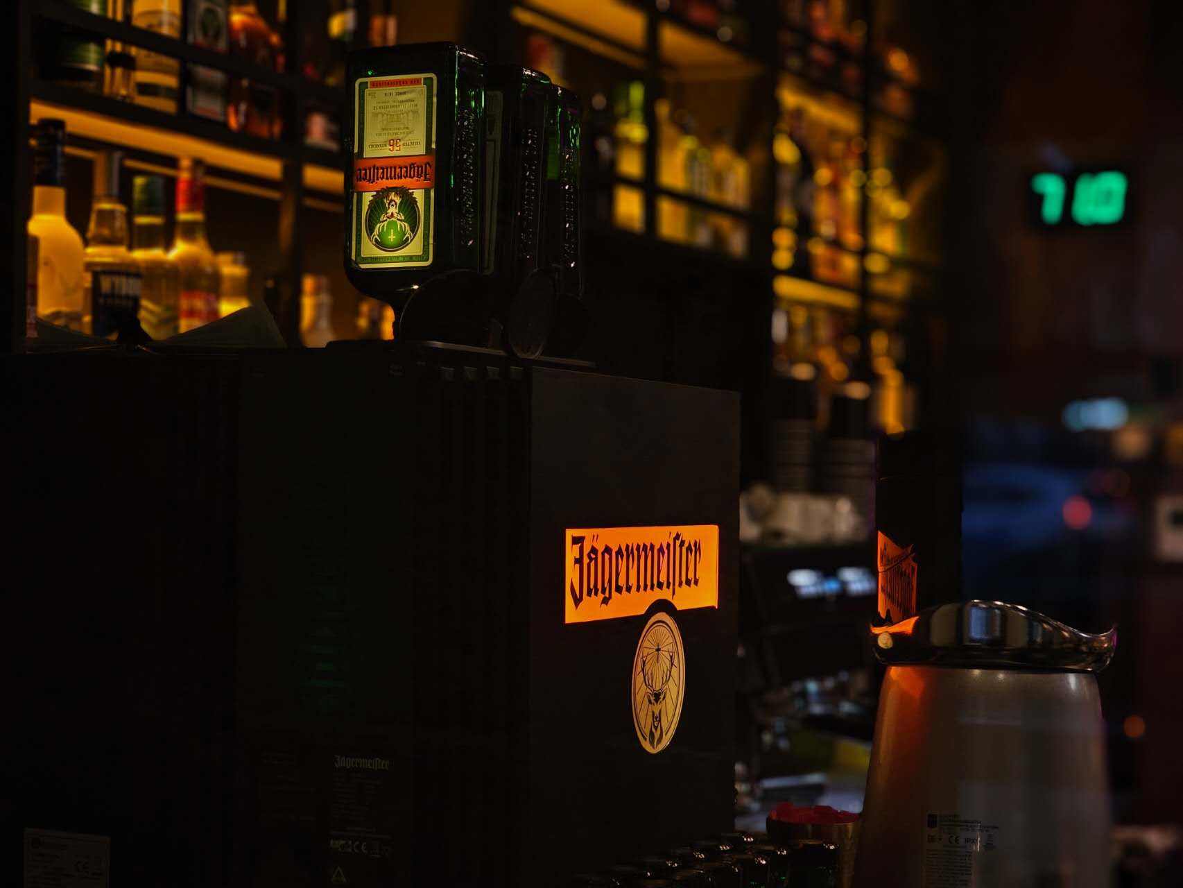 Bar rez de chaussée